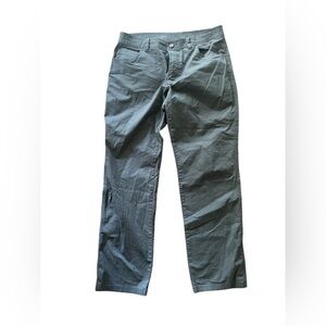 Columbia Gray Regular Fit Trousers Pants Waist 34 Length 32